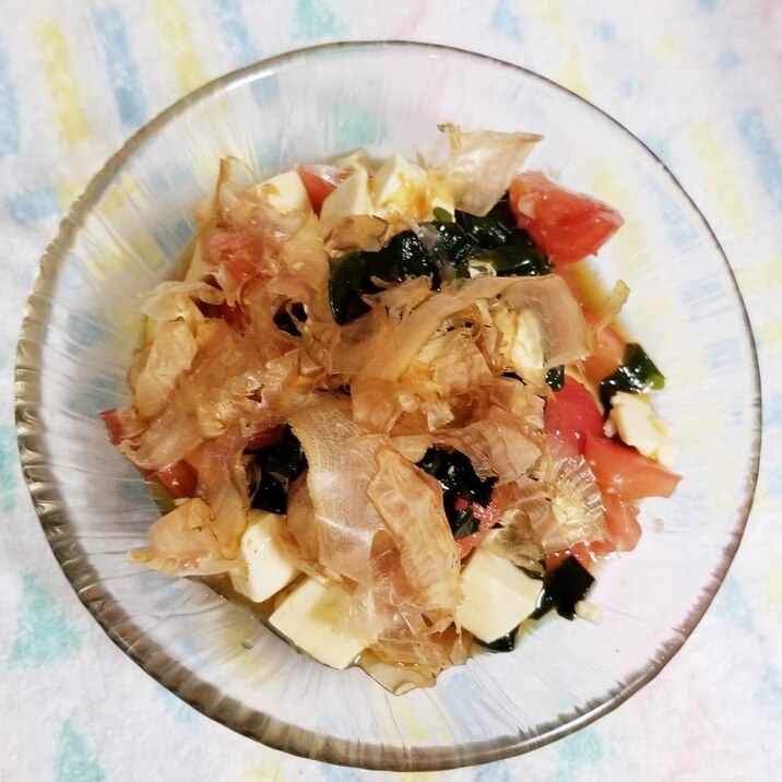 豆腐とトマトの和風サラダ